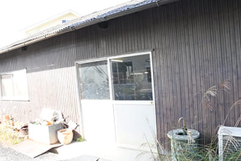 奥田章さん工房外観